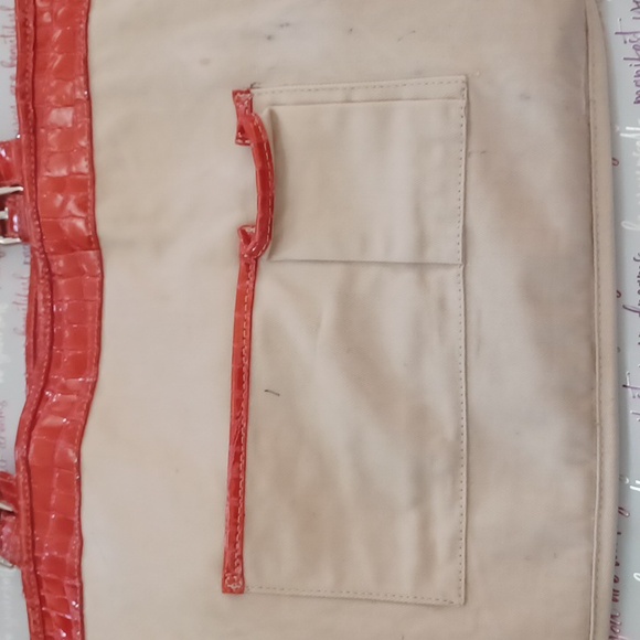 MCM Red Patent Crocodile Pattern Bag GUC - Picture 10 of 12